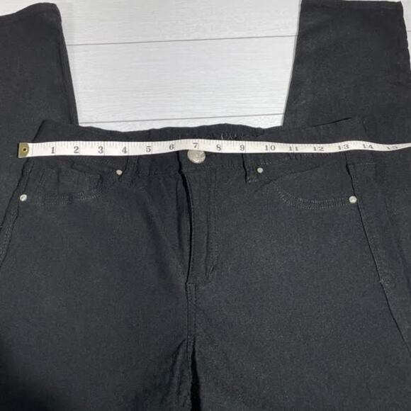 Almost Famous Ink Black Skinny Leg Mid Rise Jeans Juniors Size 13 - Picture 3 of 11